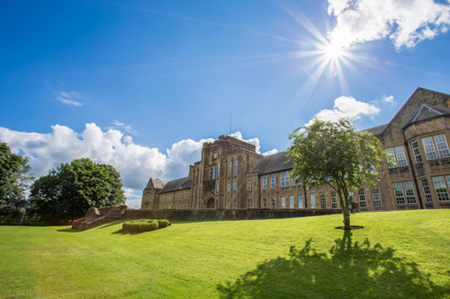 Image of the Bradford Grammar School building